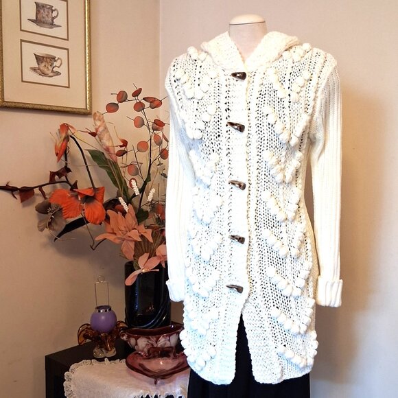 NWT Woman's White Hooded Cardigan Coat Knit Lightweight Warm & Elegant Outerwear - Picture 8 of 9